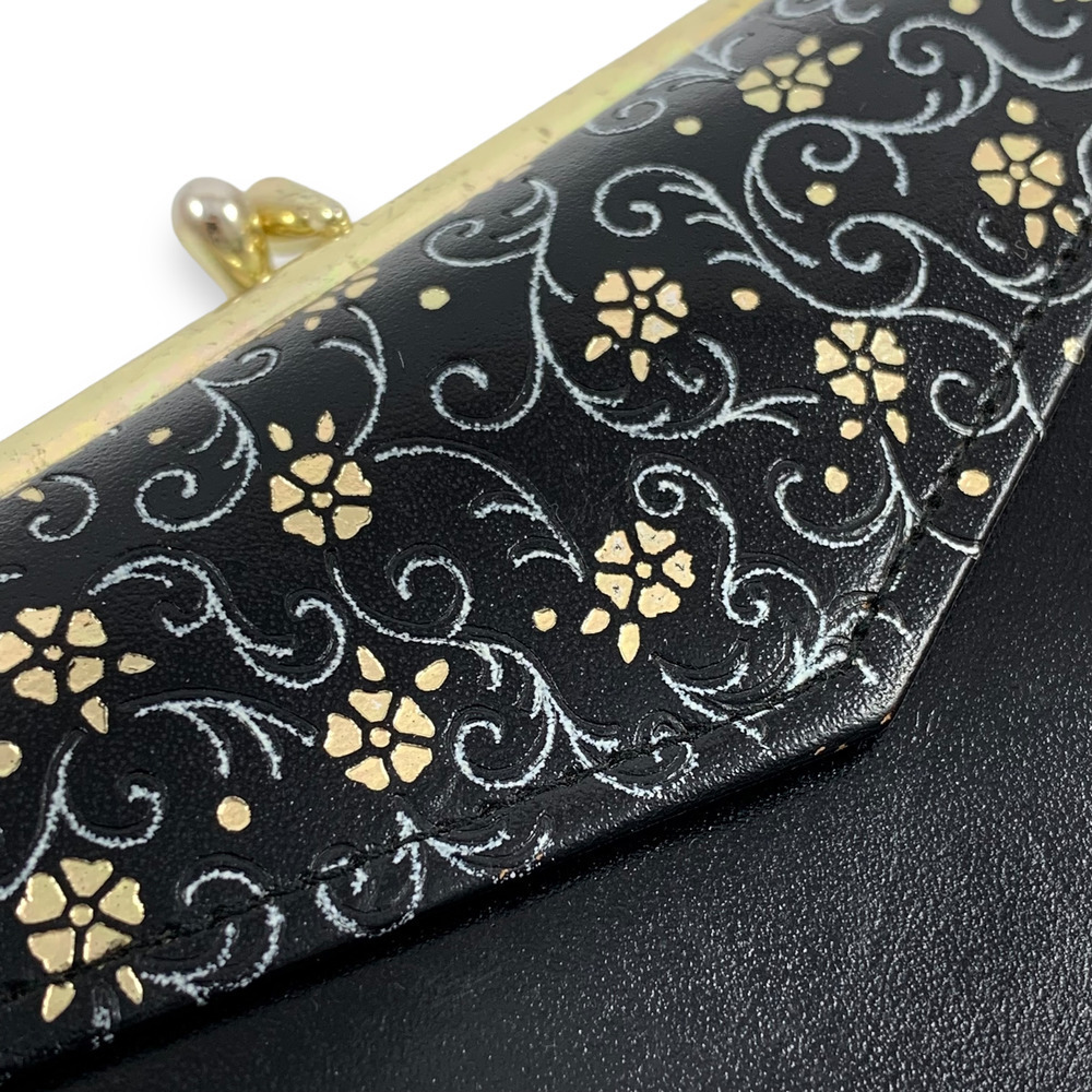 1950's black saddle leather gold floral kiss-lock wallet - Picture 9 of 13
